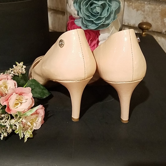 Calvin Klein Kasia Peep Toe Pumps Pale Pink Patent Leather - Picture 5 of 11